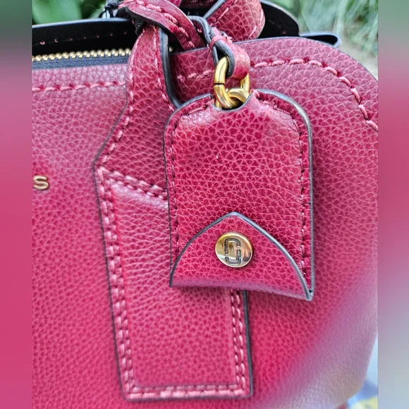 Marc Jacobs The Editor Tote Bag Pebbled Leather Tailored Oversized Cabernet NWT - Picture 4 of 16